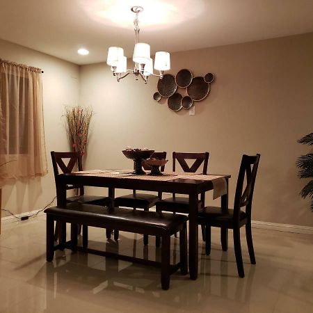 Beautiful 3 Bed/2 Bath Cozy Get Away Home Las Vegas Exteriör bild