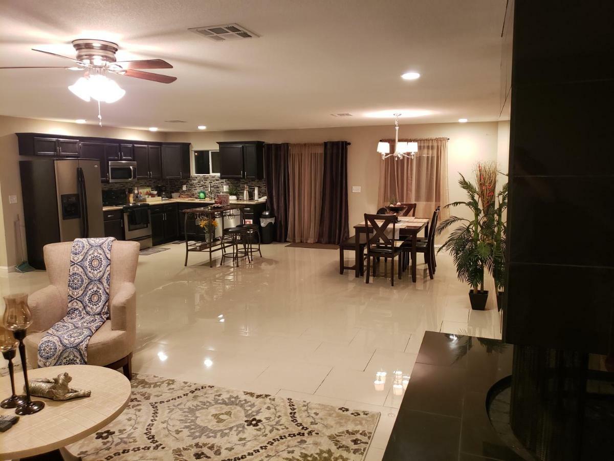 Beautiful 3 Bed/2 Bath Cozy Get Away Home Las Vegas Exteriör bild
