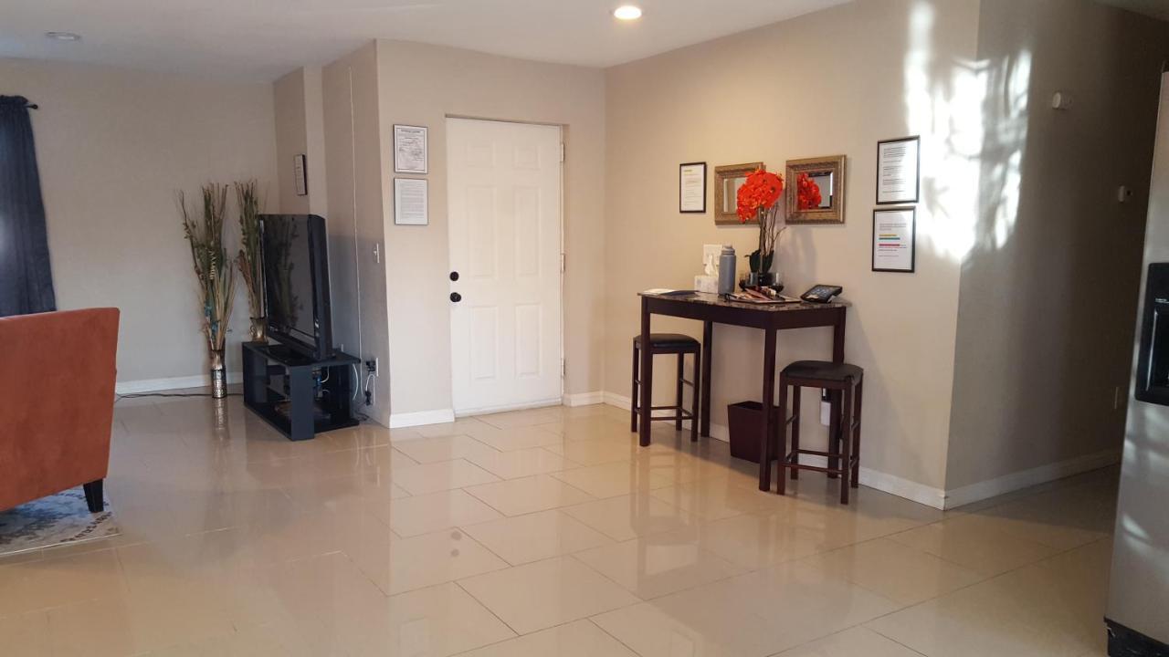 Beautiful 3 Bed/2 Bath Cozy Get Away Home Las Vegas Exteriör bild